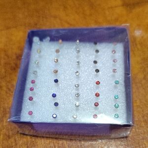 Multi-Color Stud Earring 20 Pairs
